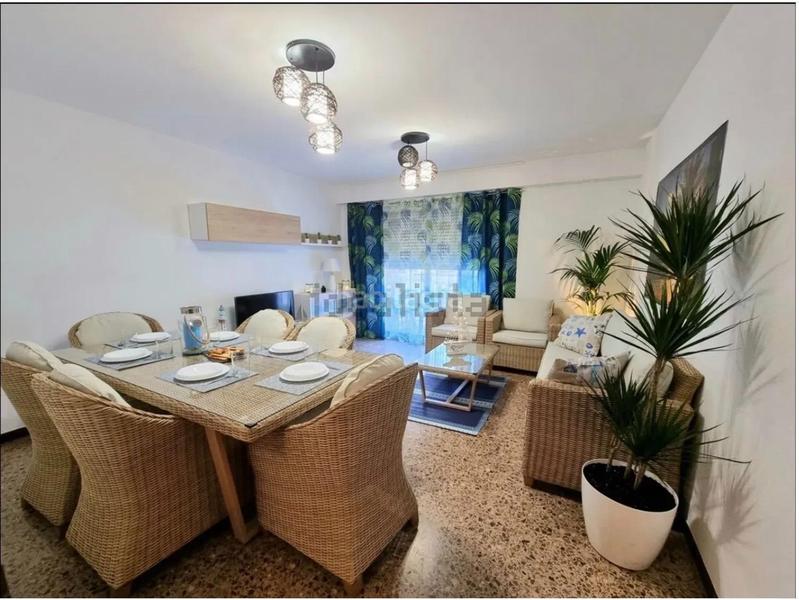 Foto 66de6db2-a6ea-4e9c-9f82-fbdfdfb778cb. Piccolo appartamento con parcheggio in Plaza Elíptica - República Argentina Gandia