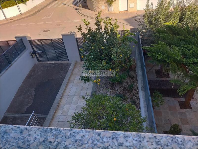 Foto 052b783d-558a-4b97-8fb8-800ef6a81271. Reihenhaus mit parking in Park Nord - Casona Gandia