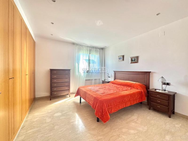 Foto 5fb29c0c-ae02-4d5e-94ca-a61549b694d8. Reihenhaus mit parking in Park Nord - Casona Gandia