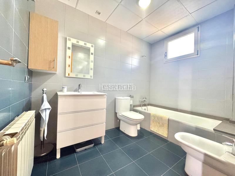 Foto ab1a439b-a366-4d56-aa21-052caddad3f0. Reihenhaus mit parking in Park Nord - Casona Gandia