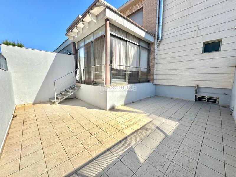 Foto f7bba156-5537-48a4-9f20-d9b7579e34cb. Reihenhaus mit parking in Park Nord - Casona Gandia