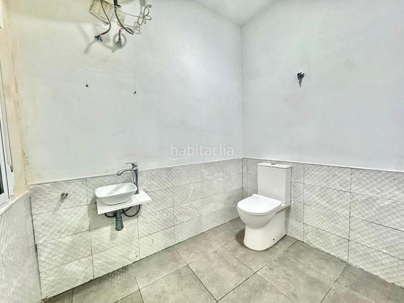 Foto 5886aaf4-32fb-4d47-ad50-50b7d0e15458. Local comercial a Centro Histórico Gandia