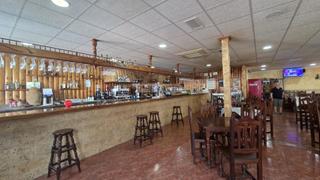 Local Comercial a Palma de Gandía. Restaurante con dos salones y vivienda