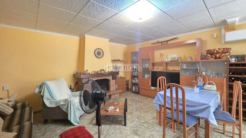 Foto a35f12df-4eb9-4ac2-96eb-240cf9cc8c1a. Locale commerciale in Palma de Gandía