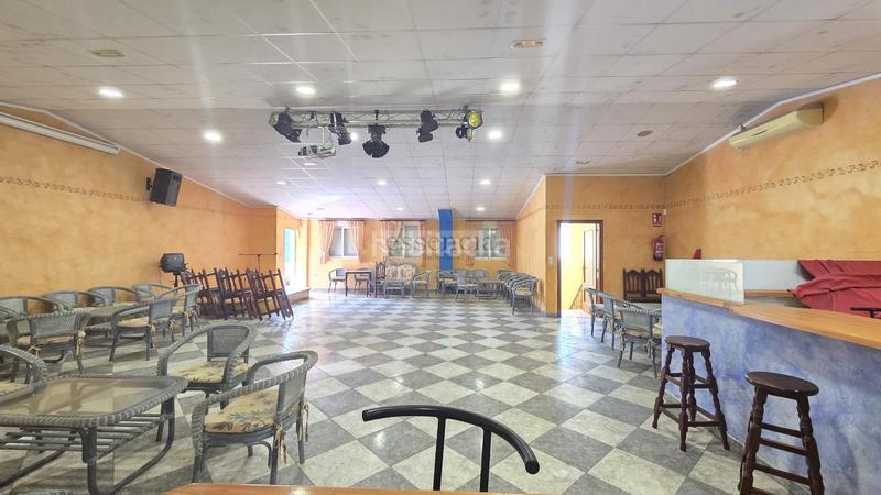 Foto ba04c5eb-106a-4714-8551-6a2fbbb7b38e. Locale commerciale in Palma de Gandía