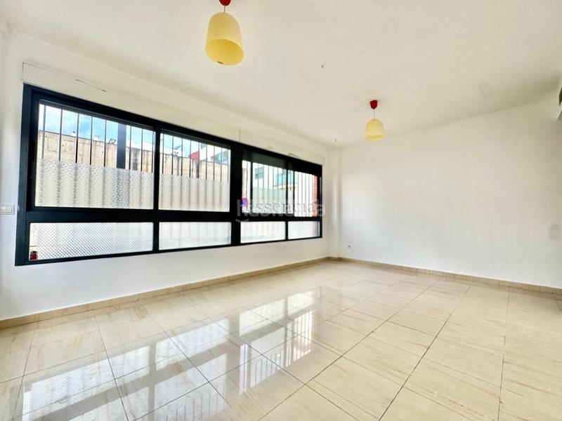 Foto 8a6bffe0-fc78-46b2-bb4e-1e3d25a0d4c7. Piso duplex en plaza del molí en Centro Histórico Gandia