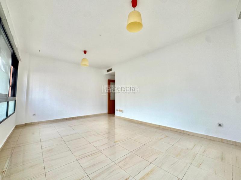 Foto f163a88a-4193-43db-9f88-bcfe38f7215d. Piso duplex en plaza del molí en Centro Histórico Gandia