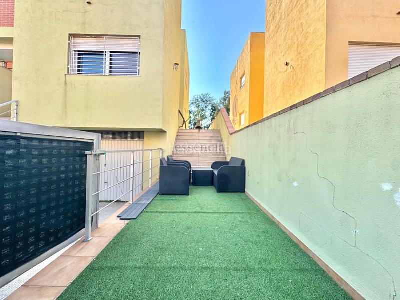Foto 912d5157-dbc8-4fe0-9d40-db875f50cdc6. Casa adosada exclusivo pareado con terrazas en residencial la seda terrazas, espacio y naturaleza a solo 6 minutos de gandia en Almoines