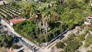 Chalet in Bellreguard. Chalet unifamiliar independiente con gran parcela a 500 metros d