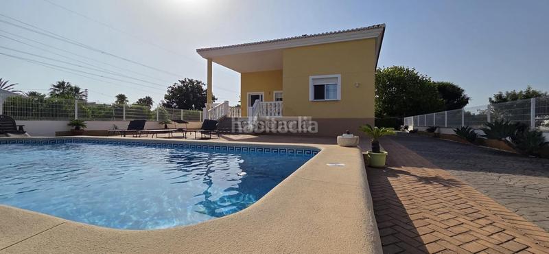 Foto 51ee2b2a-7642-4803-82bb-05923a8d362c. Chalet con riscaldamento parcheggio piscina in Oliva playa Oliva