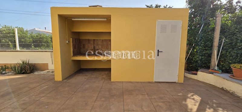 Foto 8b93d6b8-4637-4b9d-ab75-8dc46d5f55ba. Xalet amb calefacció aparcament piscina a Oliva playa Oliva