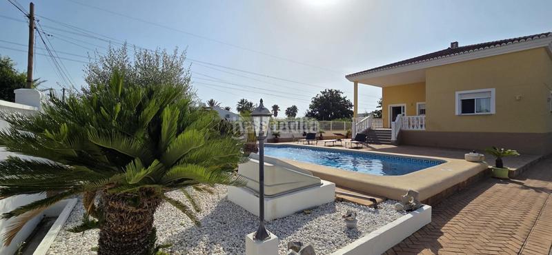 Foto 902b6fb9-29d0-4080-872f-6e0dcfd6a300. Chalet con riscaldamento parcheggio piscina in Oliva playa Oliva