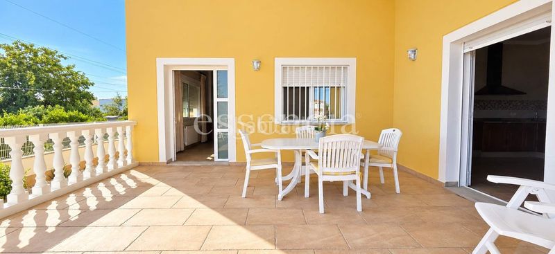 Foto 9e91f3ea-7202-4074-9915-ed4bde422bcb. Xalet amb calefacció aparcament piscina a Oliva playa Oliva