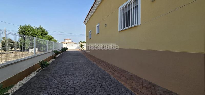 Foto a446eb8d-d0ee-49bf-a10e-a889e2037bc9. Chalet con riscaldamento parcheggio piscina in Oliva playa Oliva