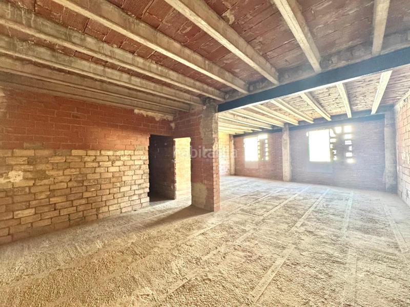 Foto 09e37271-ff57-4f3d-867e-12c53f41b195. Haus mit parking in Germaníes - Juzgados Gandia