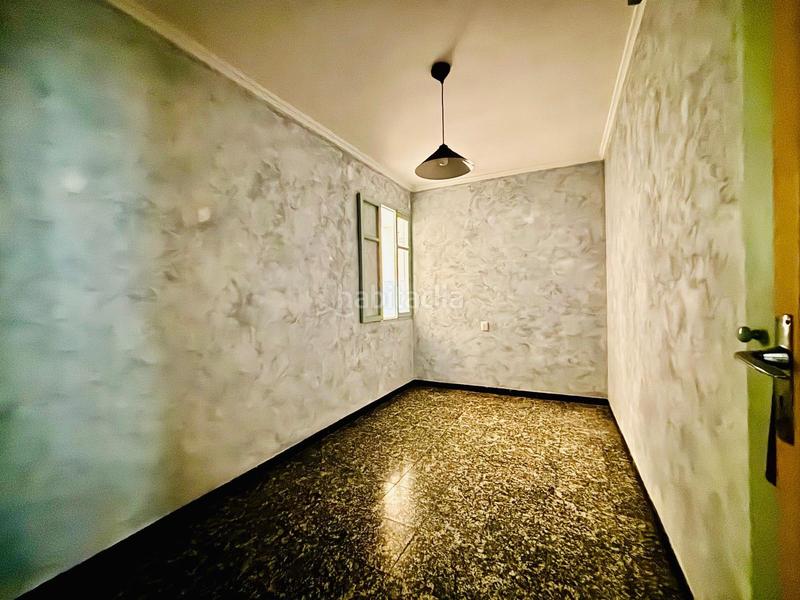 Foto d3ec7510-5973-49ad-ac35-81d32925297f. Haus mit parking in Germaníes - Juzgados Gandia