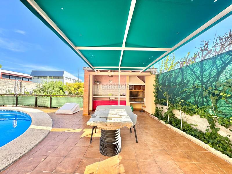 Foto 31d1495b-51dc-4a78-8726-396c48a6272e. Chalet con parcheggio piscina in Palmera