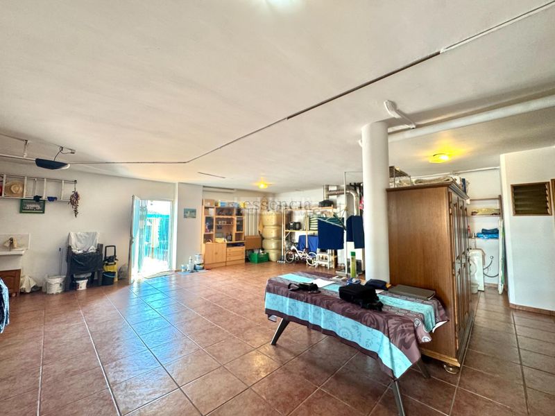 Foto cbbdd9f2-5b56-4586-a169-a94bd8e27e58. Xalet amb aparcament piscina a Palmera