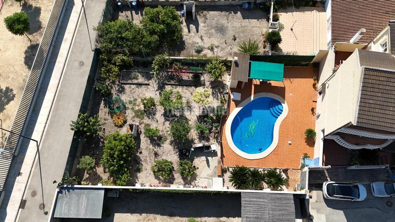 Foto e04ecc86-94aa-4fbf-a5eb-60c9a6af462e. Chalet con parcheggio piscina in Palmera