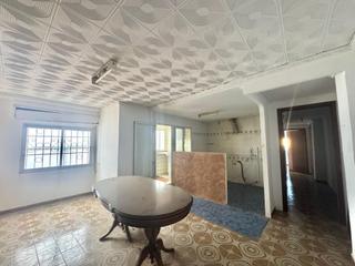 Etagenwohnung in Germaníes - Juzgados. Piso en gandia céntrico 5 sin ascensor.