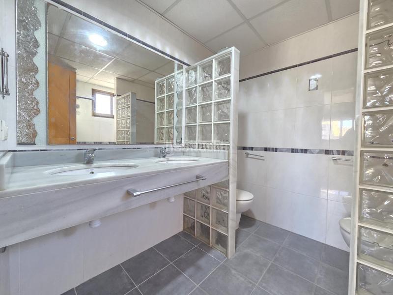 Foto bdb16bd5-2b7c-4f46-b114-3b691196ec6e. Casa adosada una casa que no debes dejar escapar en Beniarjó