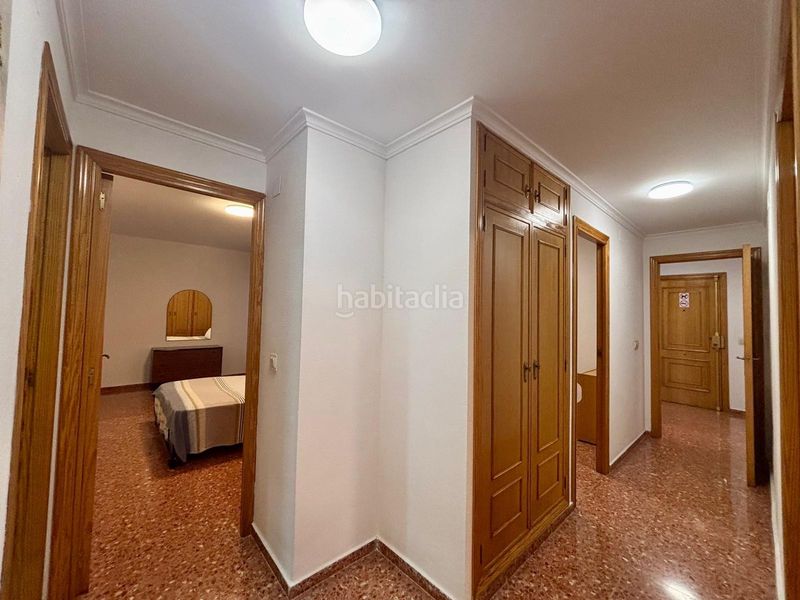 Foto 26dfba9d-ebbb-47ea-9be0-3139ad6c30d9. Pis a Corea Gandia