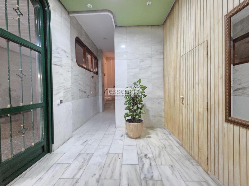 Foto 52f5e047-d0d7-45d8-bb76-aaaf009bbb17. Piso vive en el centro paseo germanías en Germaníes - Juzgados Gandia