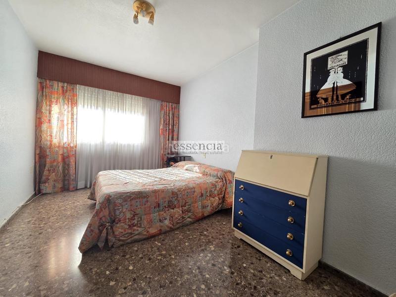 Foto bf61ecff-7c19-49d8-81b7-cbeb006cf54d. Piso vive en el centro paseo germanías en Germaníes - Juzgados Gandia