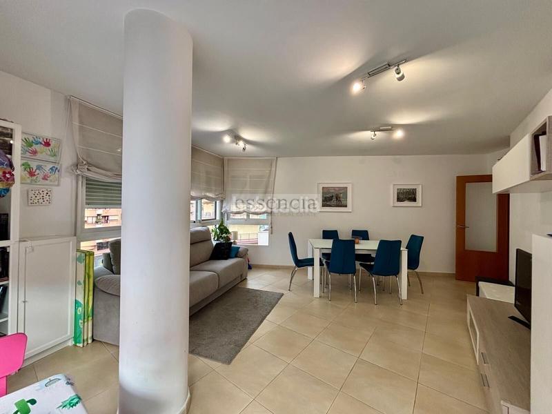 Foto b44560e9-26a2-4362-985c-2a1a2c1cf706. Etagenwohnung mit parking in Corea Gandia