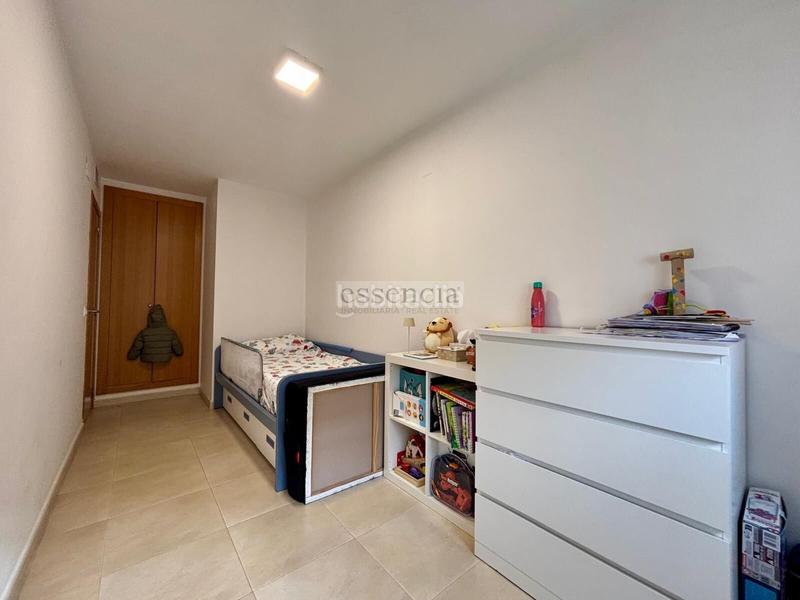 Foto f96f8f96-19e5-448f-ad3d-2211a8d3355d. Etagenwohnung mit parking in Corea Gandia