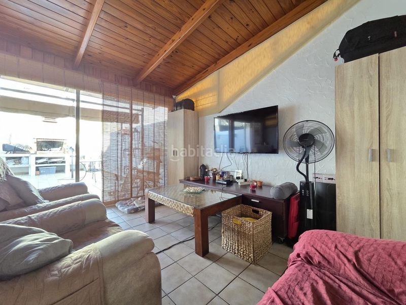 Foto bd673c81-28f4-4cd7-b0fe-865bc59a4e16. Casa adossada amb calefacció aparcament a Beniflá