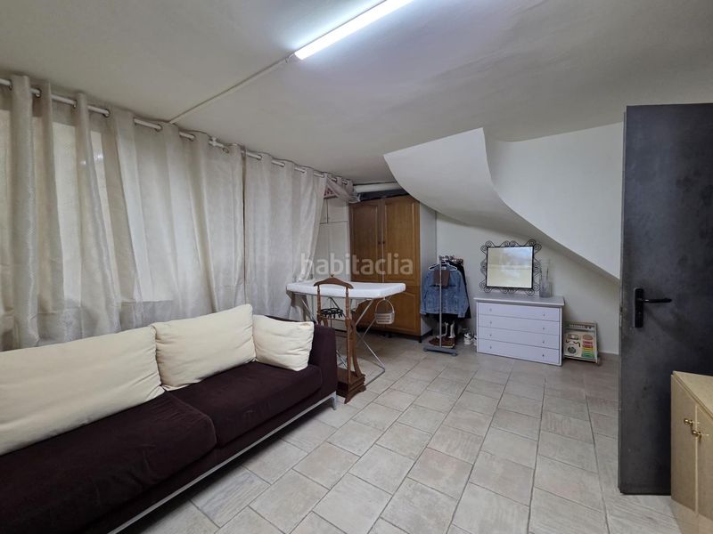 Foto e4f88d7e-b9d0-494e-bdd1-0832afb3348c. Casa adossada amb calefacció aparcament a Beniflá