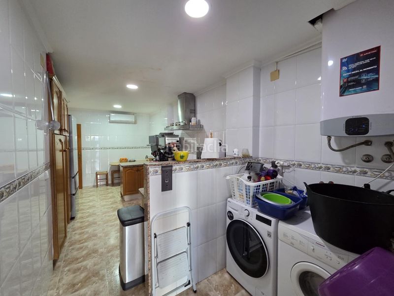 Foto ea079590-6dbb-48ba-b5b6-b7890657b388. Casa adossada amb calefacció aparcament a Beniflá