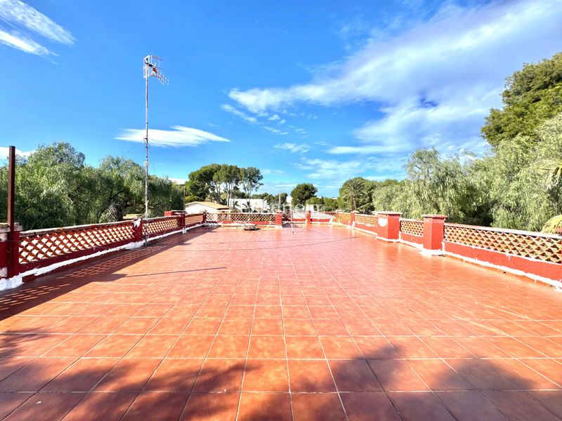 Foto a6148637-bbc6-4a6f-9615-cdfc4e831a1d. Xalet amb piscina a Las Rotas / Les Rotes Dénia