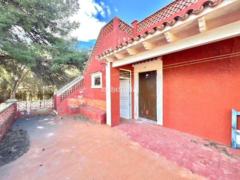 Foto f0d3c034-707c-4648-983c-69d8fc0a757d. Xalet amb piscina a Las Rotas / Les Rotes Dénia