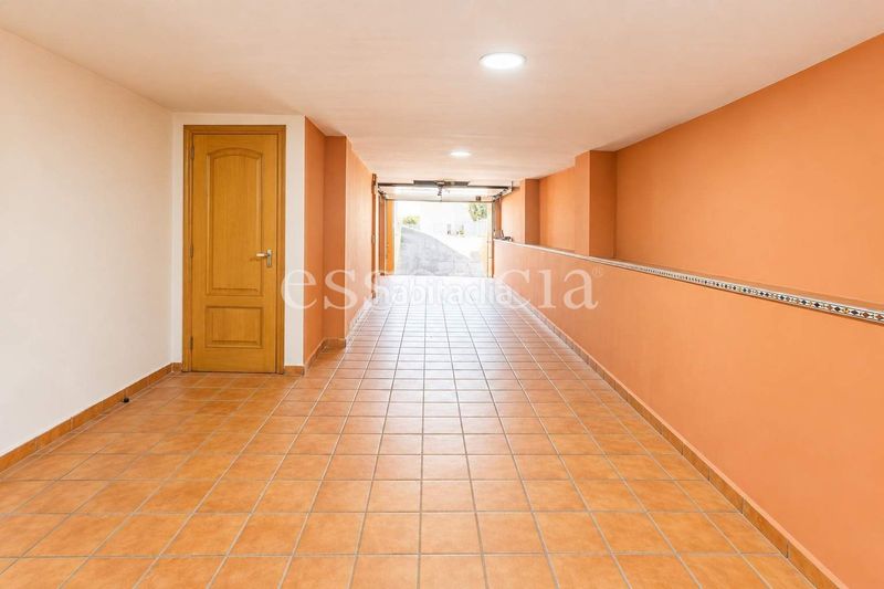 Foto fbb17962-56d1-4002-b805-34c9b3a90280. Xalet amb aparcament piscina a Benirredrà