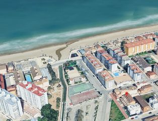 Casa a Miramar. Adosado con vistas al mar a 150 metros del mar en playa de miram