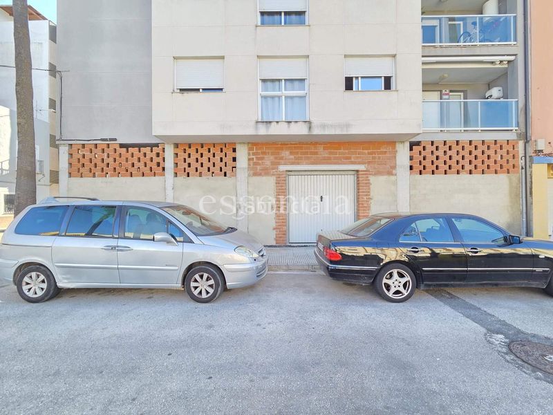 Foto e3ba03f2-2dc3-4172-9294-1d74b43ae2c8. Local comercial a Miramar