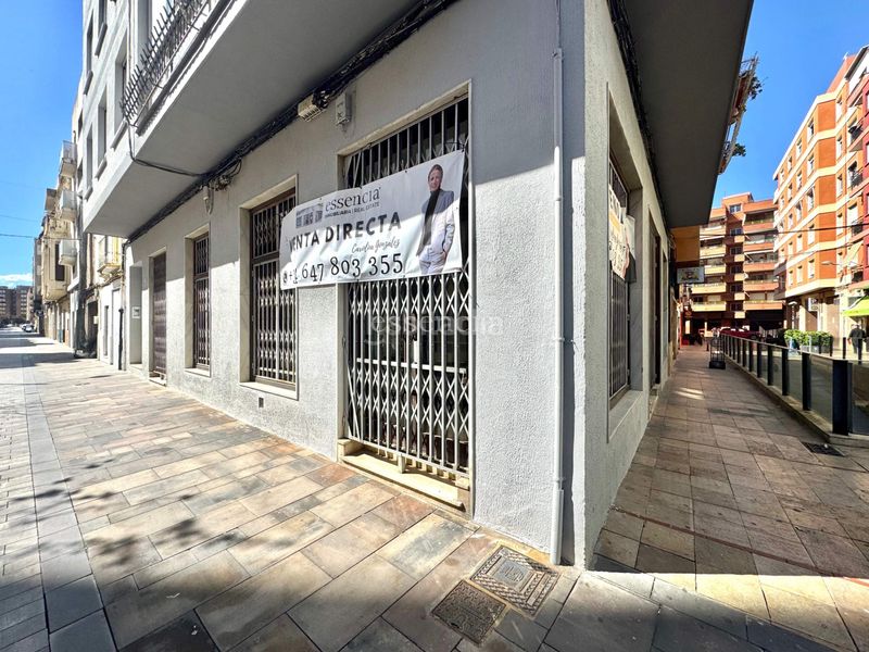 Foto 85252a32-2dae-4b11-8a09-1d261d3ed65b. Local comercial local prime en chaflán plaza del prado, gandía en Gandia