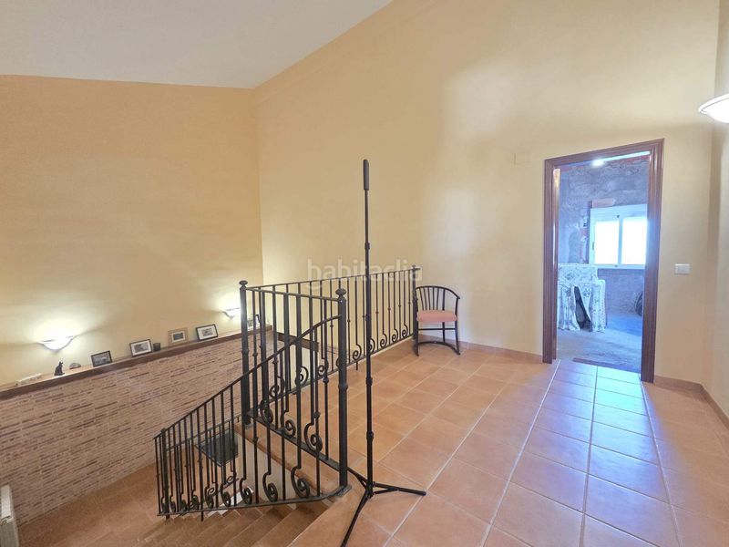 Foto 230528ed-10f5-4880-83d0-304a2420a4be. Casa amb aparcament a Potríes