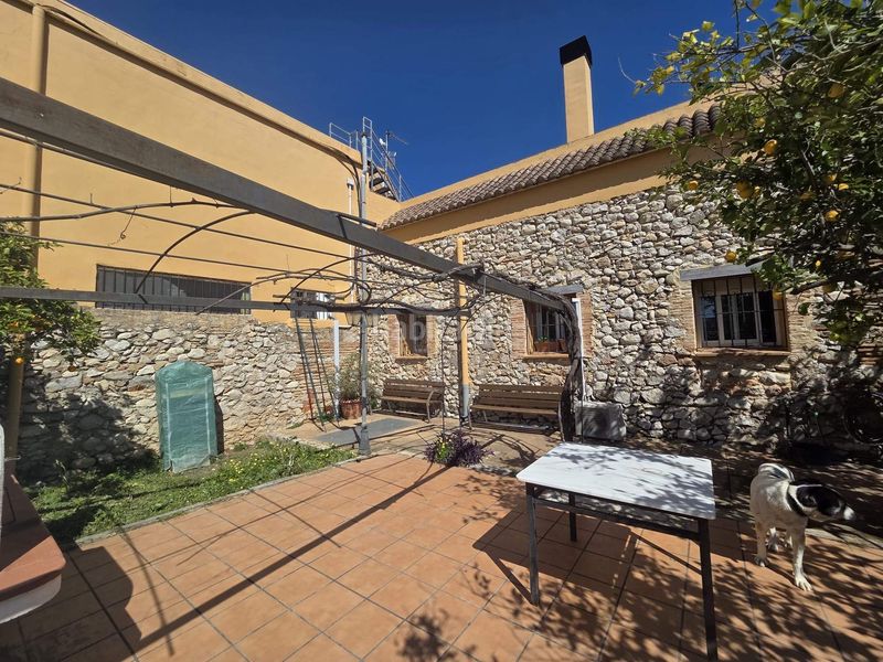 Foto 6bb5f0b3-07dd-4672-a6e3-416144c7a15a. Casa amb aparcament a Potríes