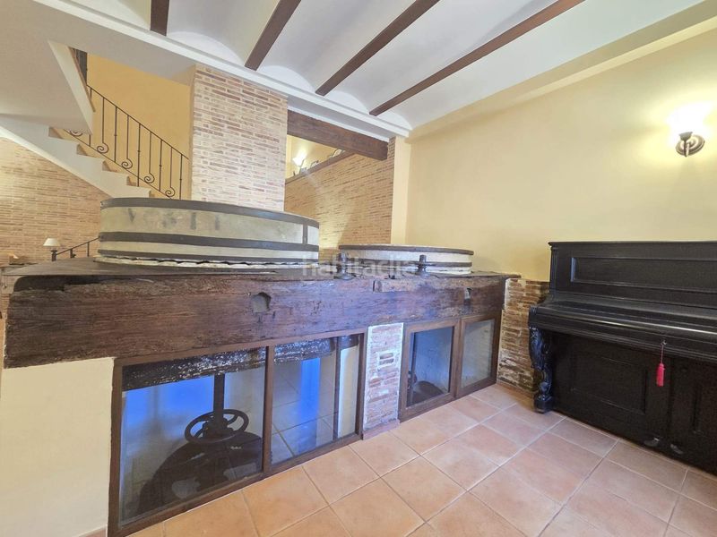 Foto 74cbb4e8-5690-4b3e-aa3d-2ad9ba516f50. Casa amb aparcament a Potríes