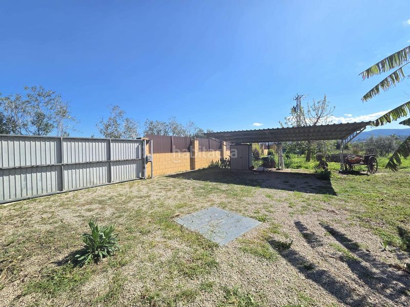 Foto a5abbda5-eb48-499b-82cf-bb3f24a97142. Casa amb aparcament a Potríes