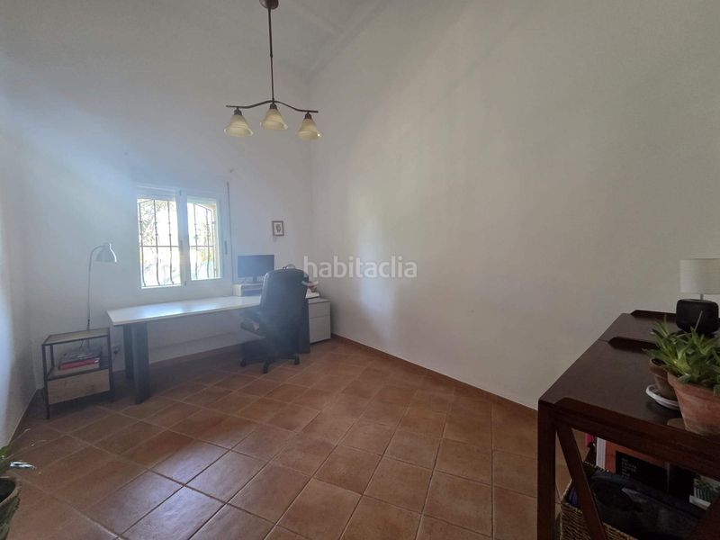 Foto 06a23739-df12-49ca-9234-bfd23f9b7dd6. Casa amb aparcament a Potríes