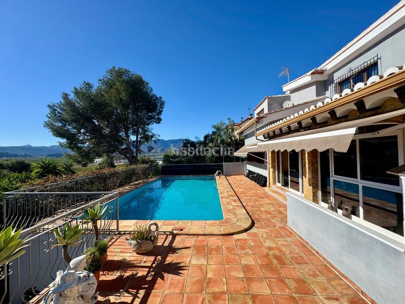 Foto 5f0318a3-e839-4218-96ce-da9f68b19ef5. Xalet amb aparcament piscina a Beniarjó