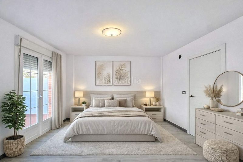 Foto f3f1c4b4-72d3-48a4-89ff-f0e1f8dc1fbf. Pis a Centro Histórico Gandia