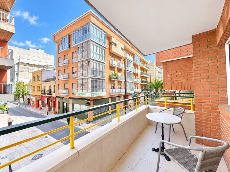 Foto f86a350a-5292-4754-9a15-6ea7b1625863. Pis a Centro Histórico Gandia