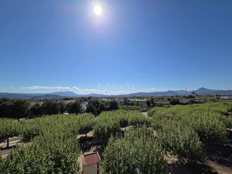 Foto 8d7803aa-4e8b-4dde-8b5c-6c11f76e1502. Apartament amb aparcament piscina a Miramar