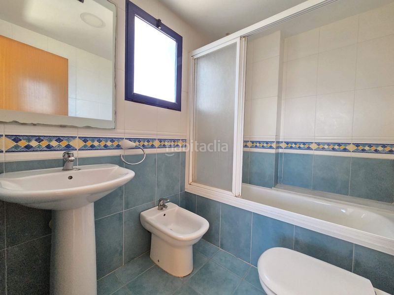 Foto a1e571a0-d089-41cb-92b5-2e676d3ee332. Apartament amb aparcament piscina a Miramar
