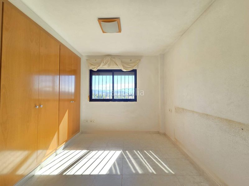 Foto cfd90ce8-80af-4ad5-9028-ff373c303527. Apartament amb aparcament piscina a Miramar